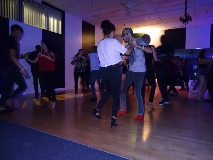 Melómano Bachata Social - September 2018 gallery photo