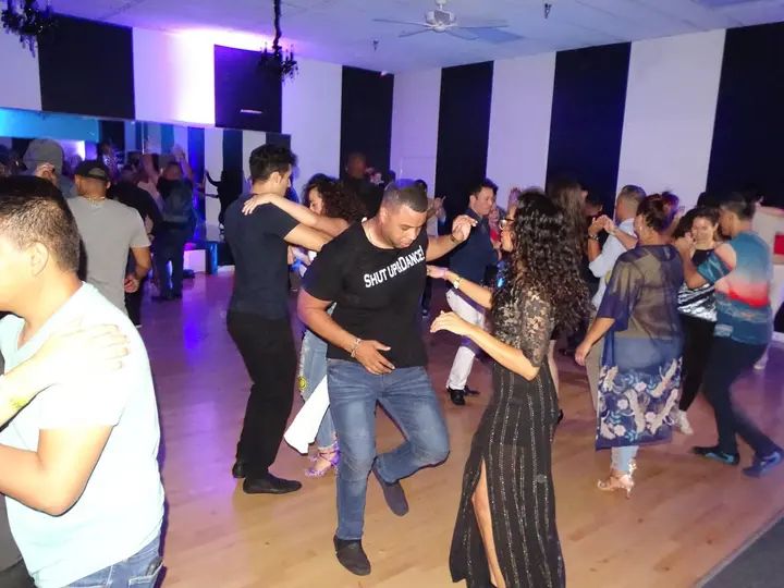 Melómano Bachata Social - September 2018 gallery photo