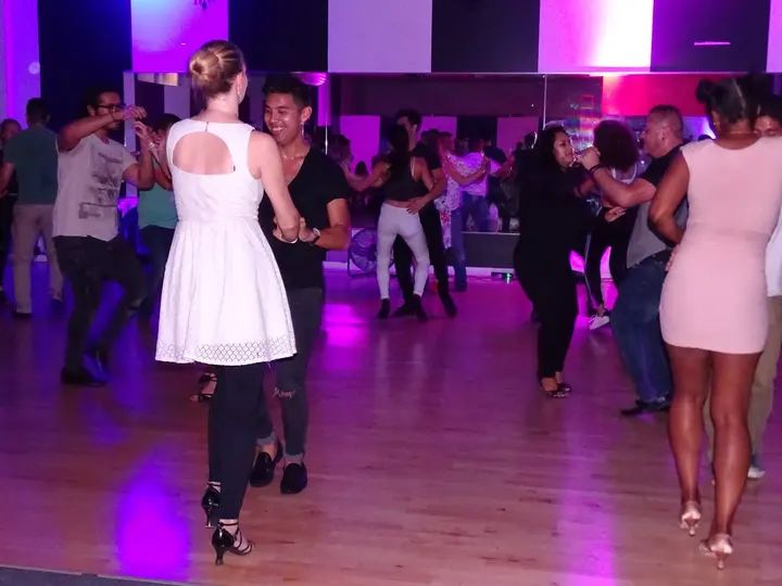 Melómano Bachata Social - September 2018 gallery photo