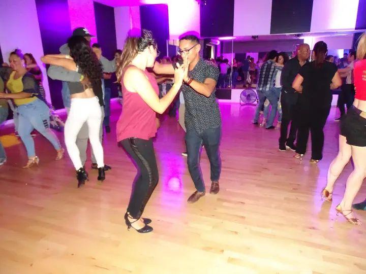 Melómano Bachata Social - September 2018 gallery photo