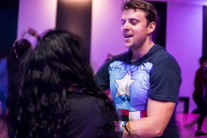 Unique Social Super Night gallery photo