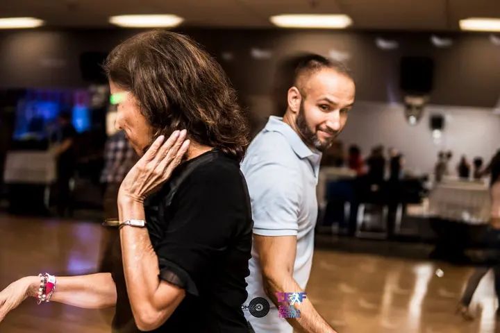 Unique Social Super Night gallery photo