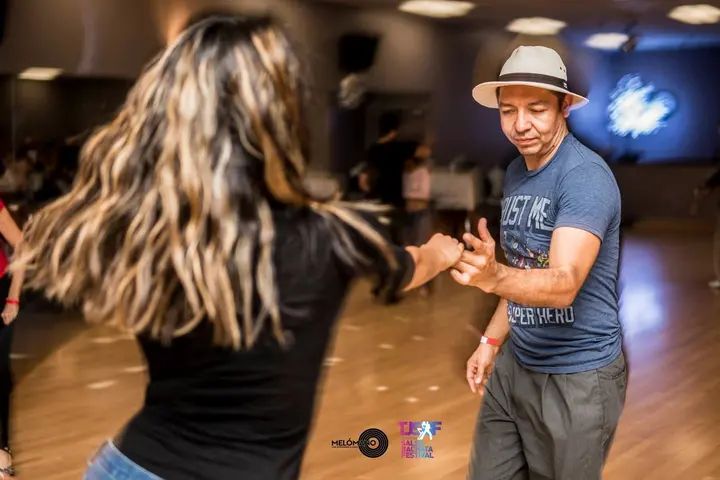 Unique Social Super Night gallery photo
