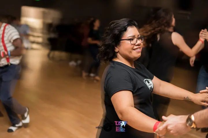 Unique Social Super Night gallery photo