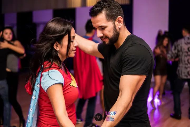 Unique Social Super Night gallery photo
