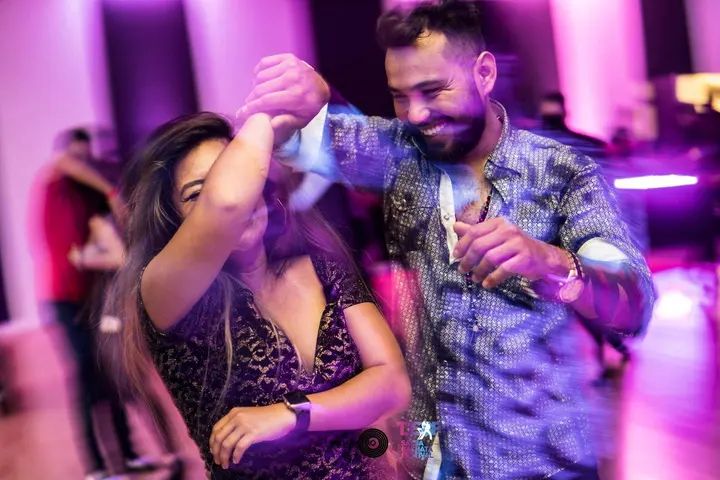 Unique Social Super Night gallery photo