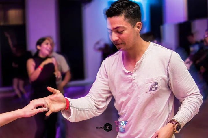 Unique Social Super Night gallery photo