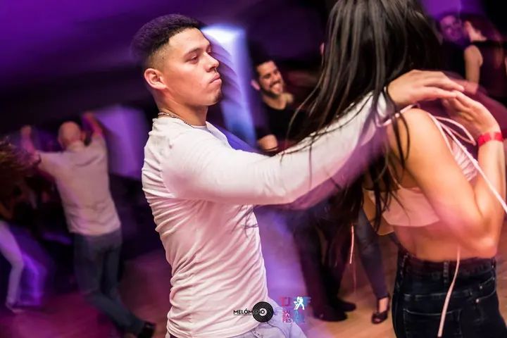 Unique Social Super Night gallery photo