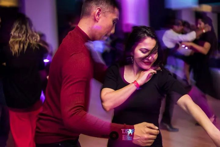 Unique Social Super Night gallery photo