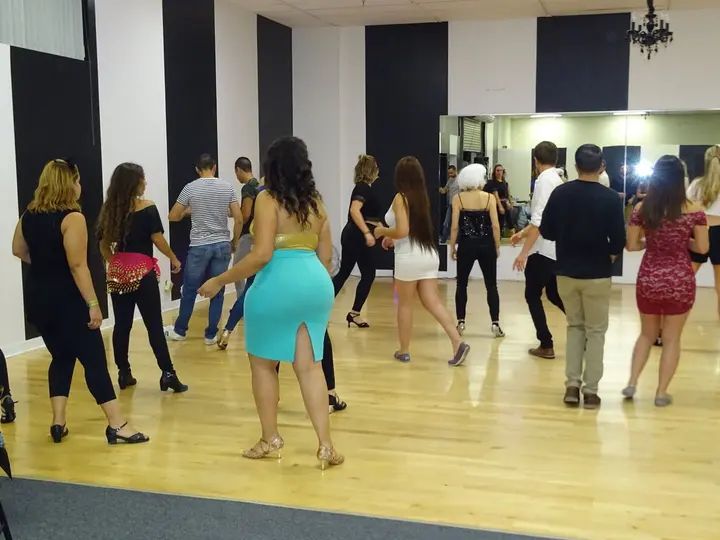 BACHATA SOCIAL 2018 (HALLOWEEN EDITION) gallery photo