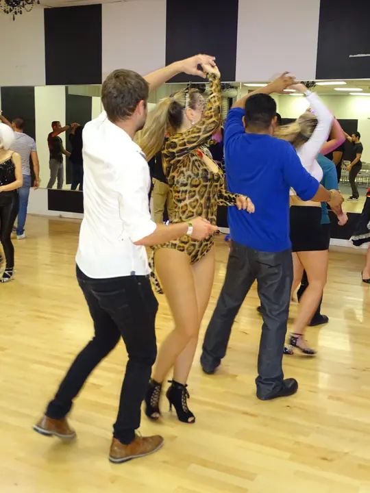 BACHATA SOCIAL 2018 (HALLOWEEN EDITION) gallery photo