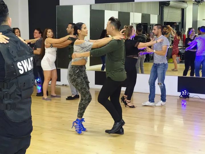 BACHATA SOCIAL 2018 (HALLOWEEN EDITION) gallery photo