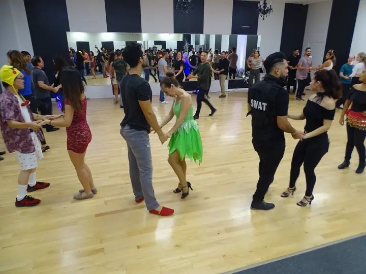 BACHATA SOCIAL 2018 (HALLOWEEN EDITION) gallery photo