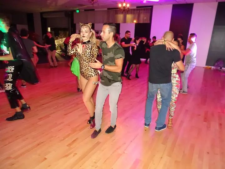 BACHATA SOCIAL 2018 (HALLOWEEN EDITION) gallery photo