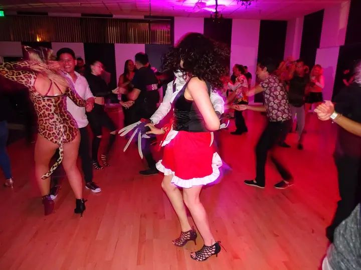 BACHATA SOCIAL 2018 (HALLOWEEN EDITION) gallery photo