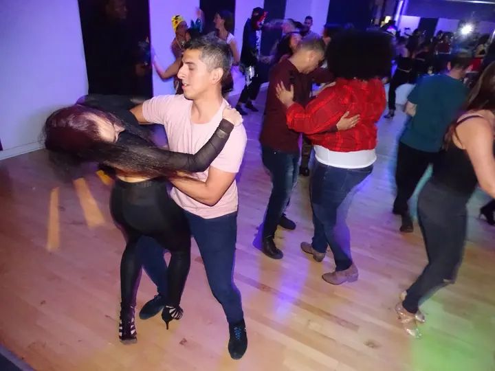 BACHATA SOCIAL 2018 (HALLOWEEN EDITION) gallery photo