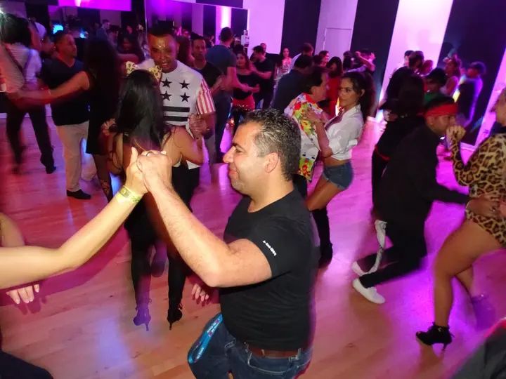 BACHATA SOCIAL 2018 (HALLOWEEN EDITION) gallery photo