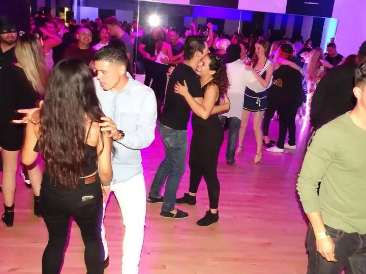 BACHATA SOCIAL 2018 (HALLOWEEN EDITION) gallery photo