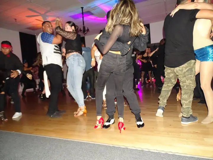 BACHATA SOCIAL 2018 (HALLOWEEN EDITION) gallery photo