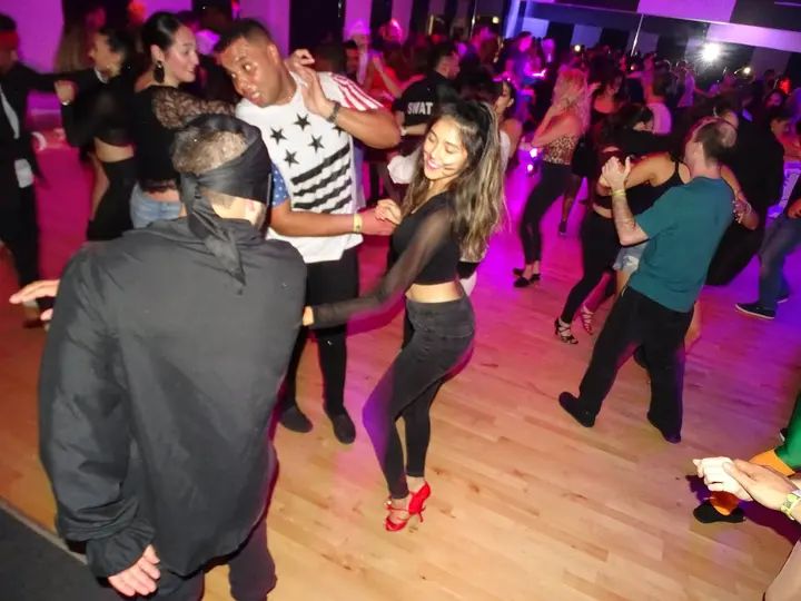 BACHATA SOCIAL 2018 (HALLOWEEN EDITION) gallery photo