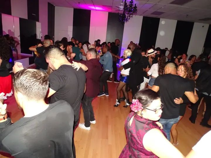 BACHATA SOCIAL 2018 (HALLOWEEN EDITION) gallery photo