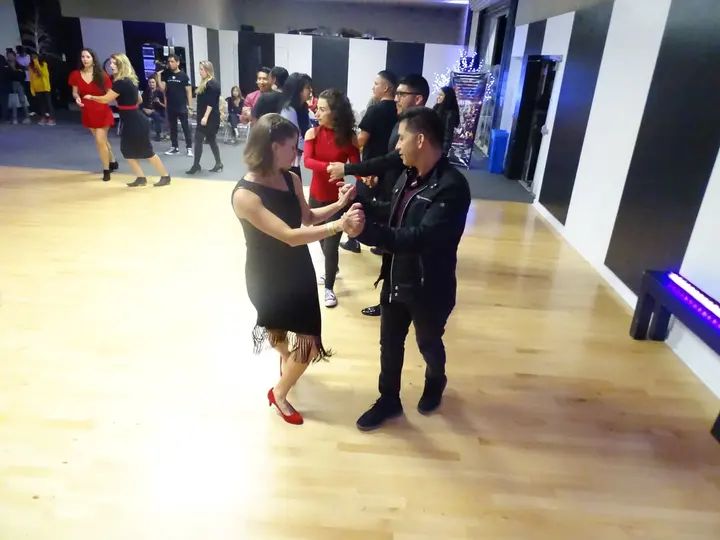 TRAIN FOR CHANGE CHARITY GALA gallery photo
