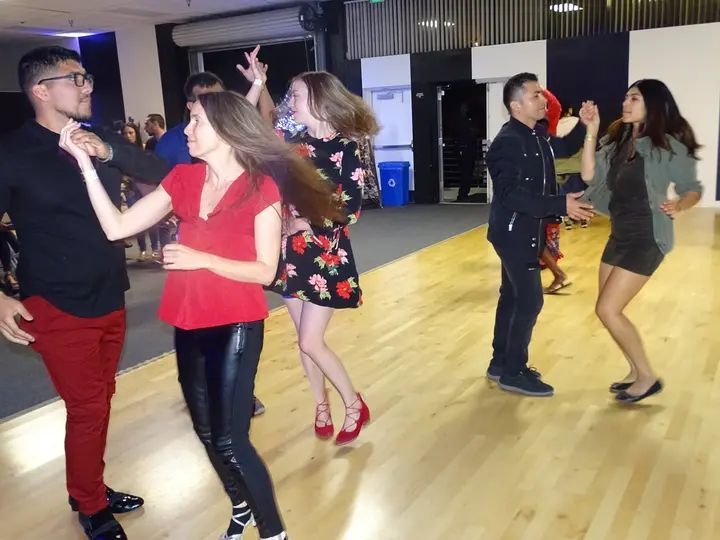 TRAIN FOR CHANGE CHARITY GALA gallery photo