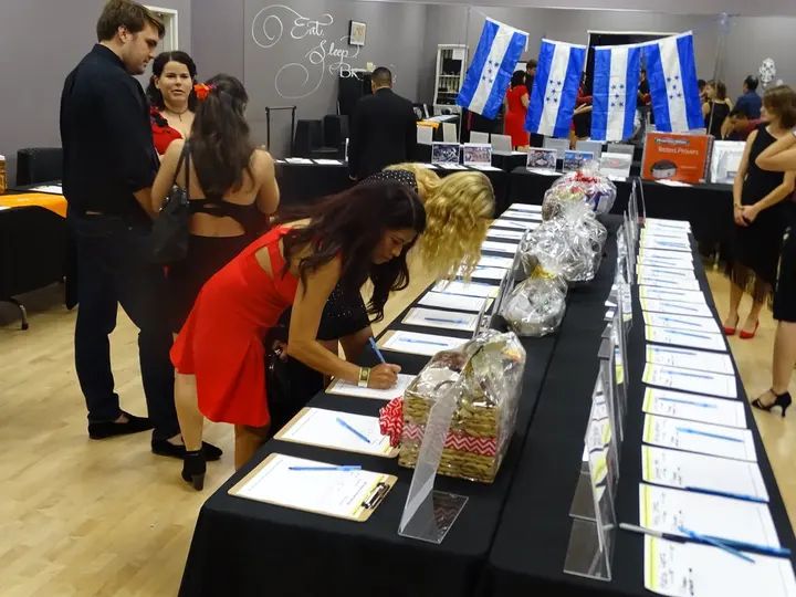 TRAIN FOR CHANGE CHARITY GALA gallery photo