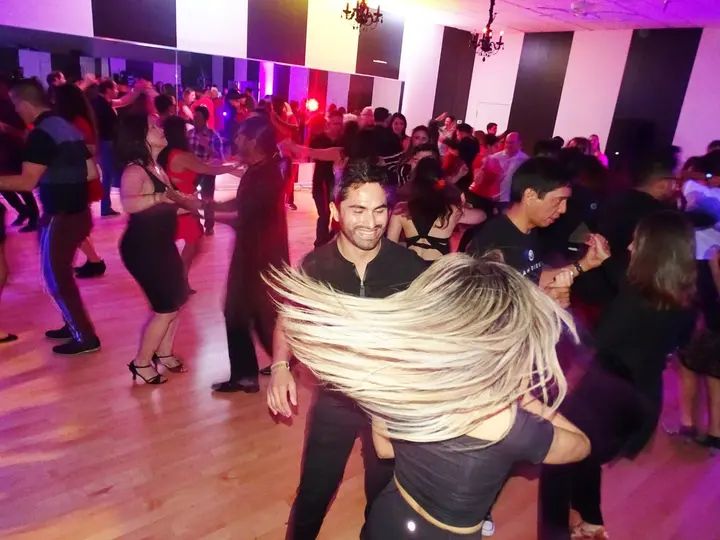 TRAIN FOR CHANGE CHARITY GALA gallery photo