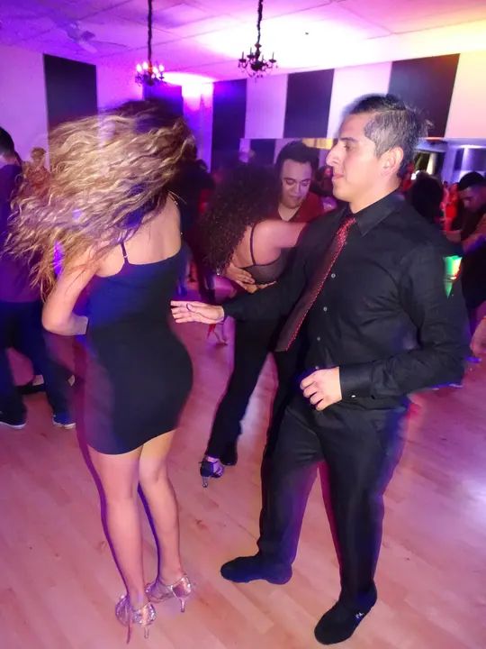 TRAIN FOR CHANGE CHARITY GALA gallery photo