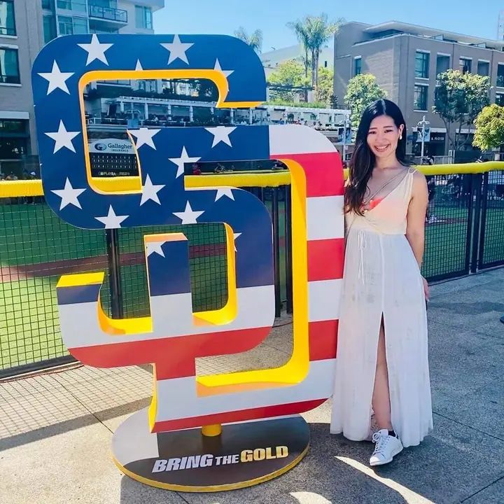 Happy Birthday Aya!! @ayax229 🎉🎈🎂 Thank you so much for being part of our dance family 🙏🏻 We’re so happy to be part of your dance journey! We hope you have an amazing day