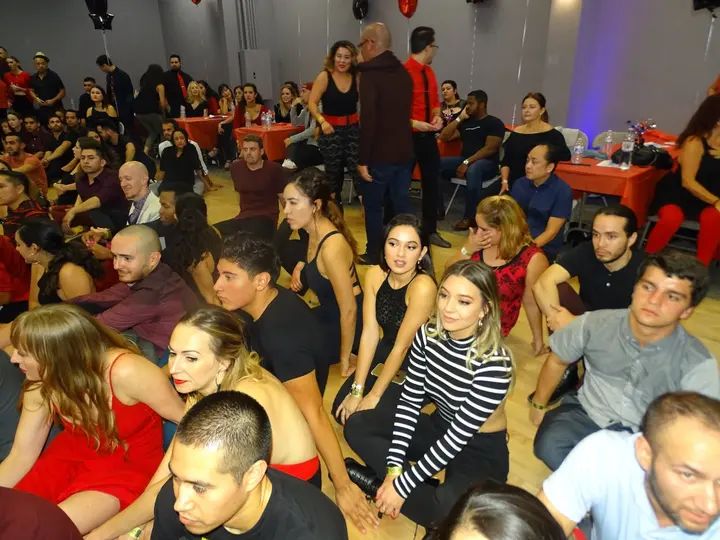 TRAIN FOR CHANGE CHARITY GALA gallery photo