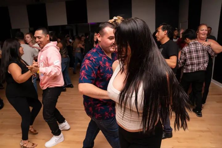 Melómano Bachata Social | April 2019 (Part 1) gallery photo