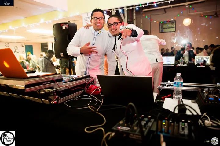 #MelomanoEntertainment #SDTouch #WInterWhiteAffair