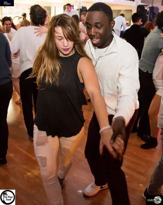 #MelomanoEntertainment #SDTouch #WInterWhiteAffair