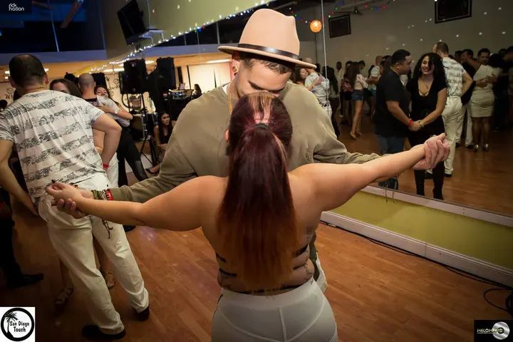 #MelomanoEntertainment #SDTouch #WInterWhiteAffair