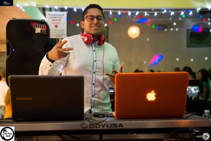 #MelomanoEntertainment #SDTouch #WInterWhiteAffair