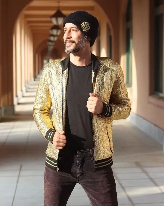 HAPPY BIRTHDAY to our fearless leader Patrick!!! @melomaniacosd 🎁🎈🎉🎊 Thank you for pushing us and always wanting the best for your dance family! We are so grateful for you