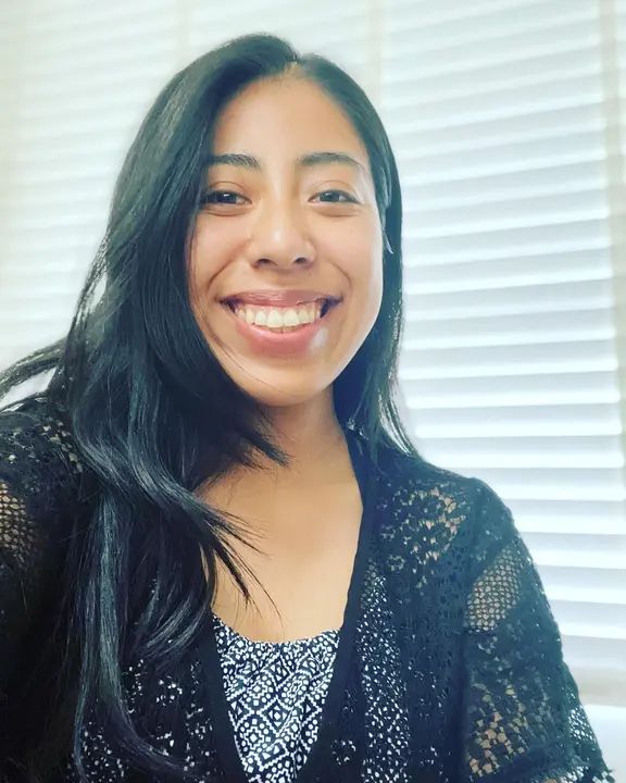 Happy Birthday Kareli!! @mendezkareli 🎂🥳🎈🎉🎉 that Beautiful smile lights up the room! Thank you for being part of our dance Family! 🙏🏼We love you mamas!!! ❤️We hope you
