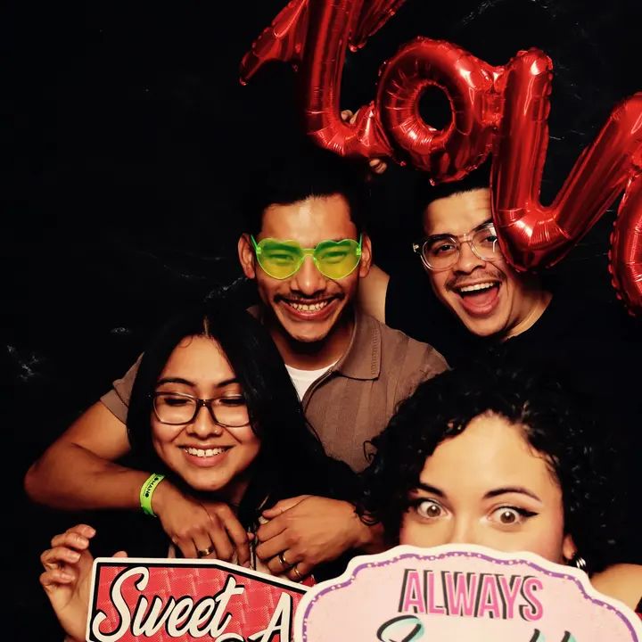 Melómano Valentine's Day Social 2025 gallery photo