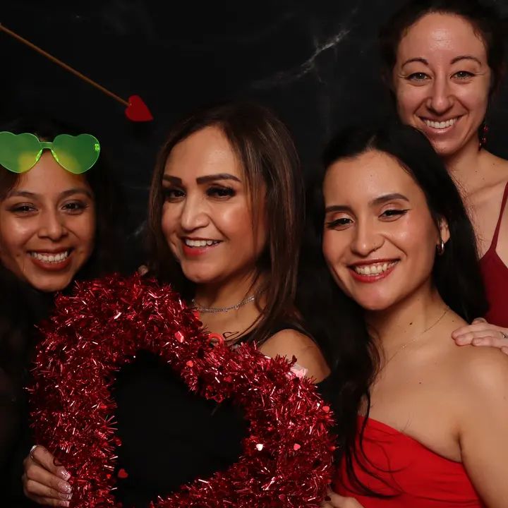 Melómano Valentine's Day Social 2025 gallery photo