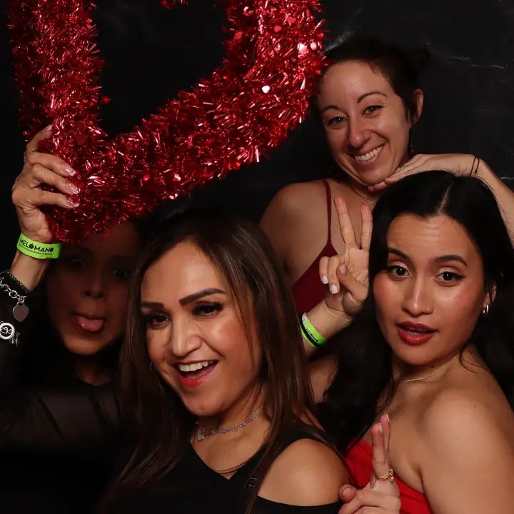 Melómano Valentine's Day Social 2025 gallery photo