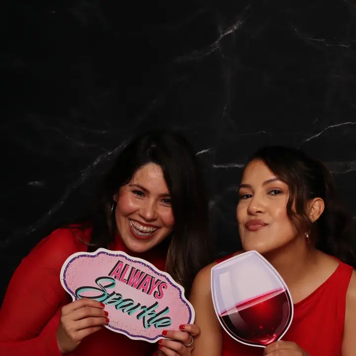 Melómano Valentine's Day Social 2025 gallery photo