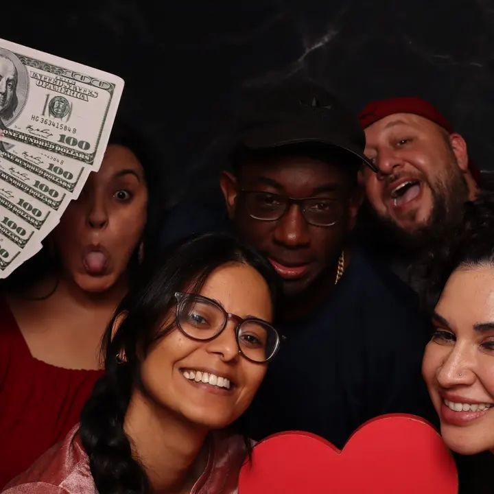 Melómano Valentine's Day Social 2025 gallery photo