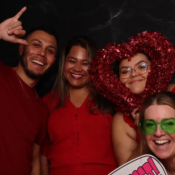 Melómano Valentine's Day Social 2025 gallery photo