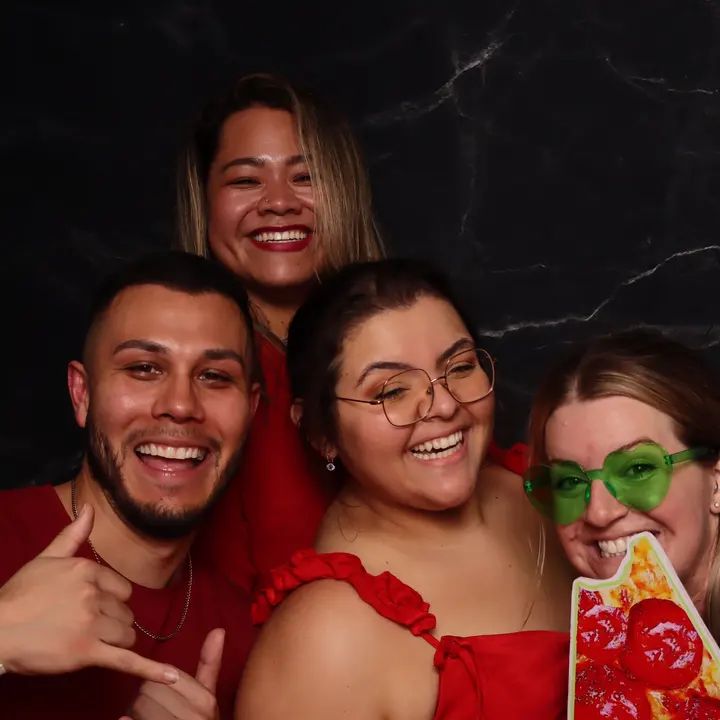 Melómano Valentine's Day Social 2025 gallery photo