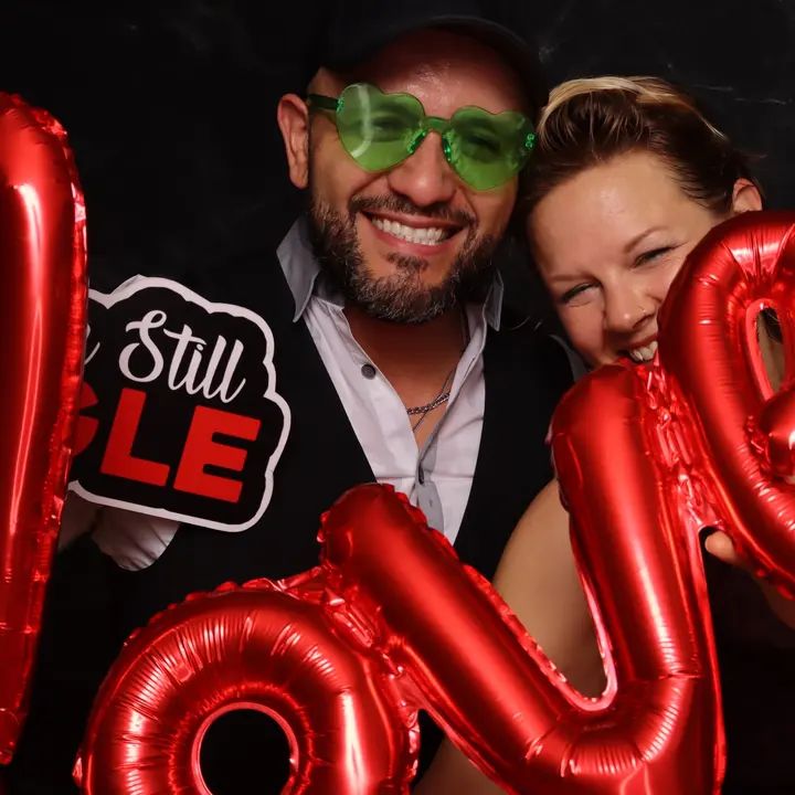 Melómano Valentine's Day Social 2025 gallery photo