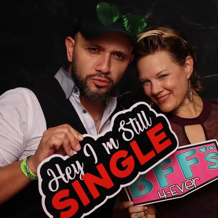 Melómano Valentine's Day Social 2025 gallery photo