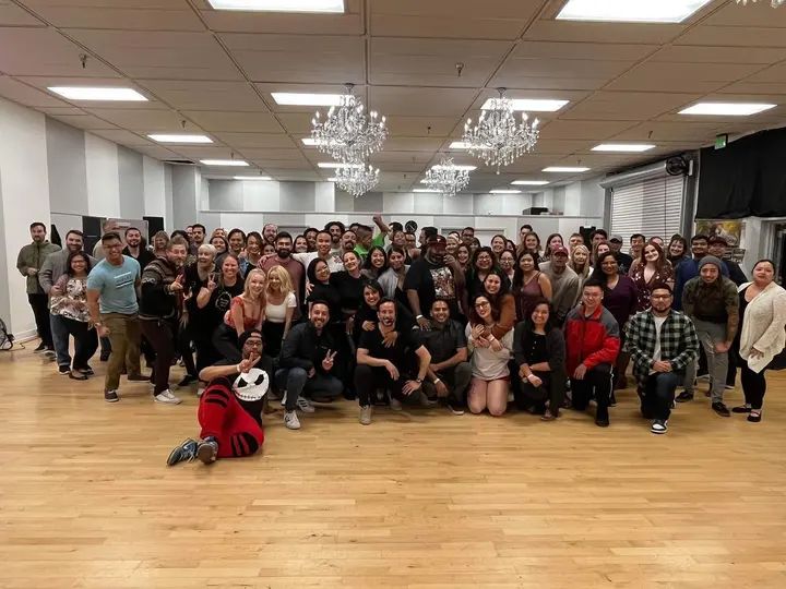 WHAT. A. VIBE!!!! 🤩 Thank you so much to everyone who came out to the beginner friendly social! 🙏🏼 It was incredible to see the dance community come together ❤️ We loved ev