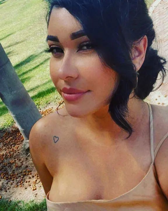 Happiest of Birthdays to our one and only @mariageelopez!!!! 🎂🍾🎉🎈 You’re beautiful inside and out! We’re increíble lucky to have you as part of the Fam! 🥰 Your leadership
